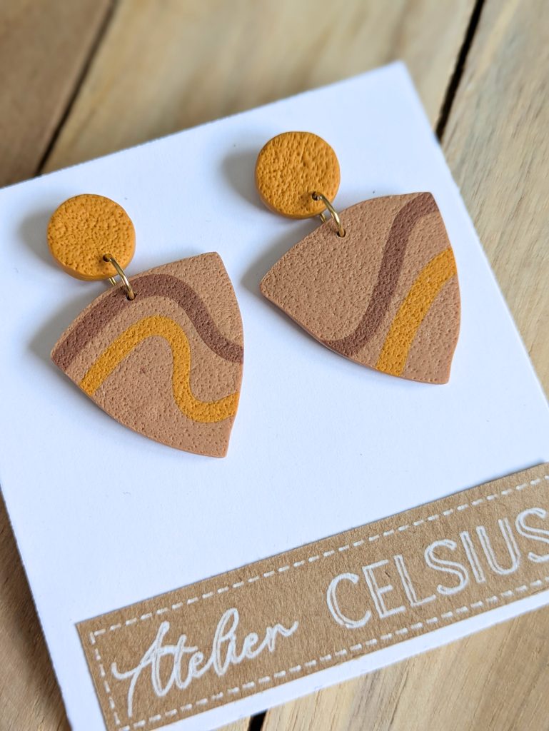 Boucles d&rsquo;oreilles Jaune Moutarde/ Chocolat- Bijou unique & fait-main